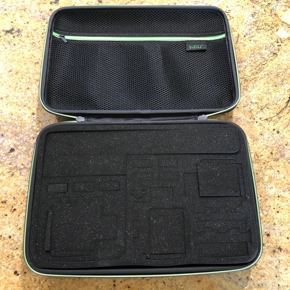 Camera & Accessory Case - Picture 4 of 6